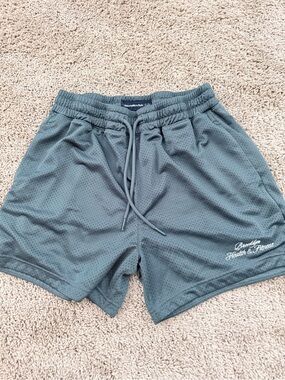 Abercrombie & Fitch Mesh Gym Shorts Blue 6 inch inseam Small